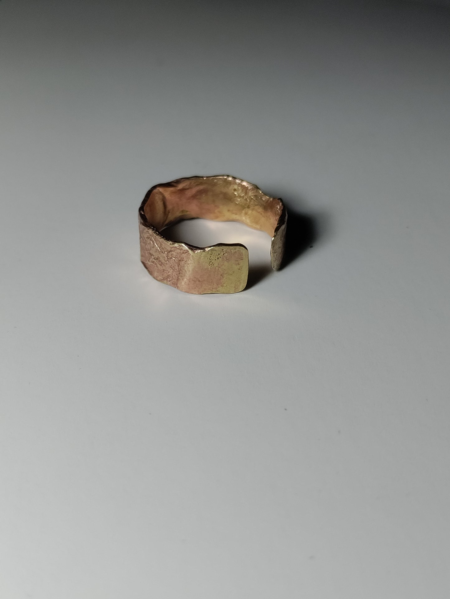 Bague ajustable laiton réticulé effet froissé LEIA&CO