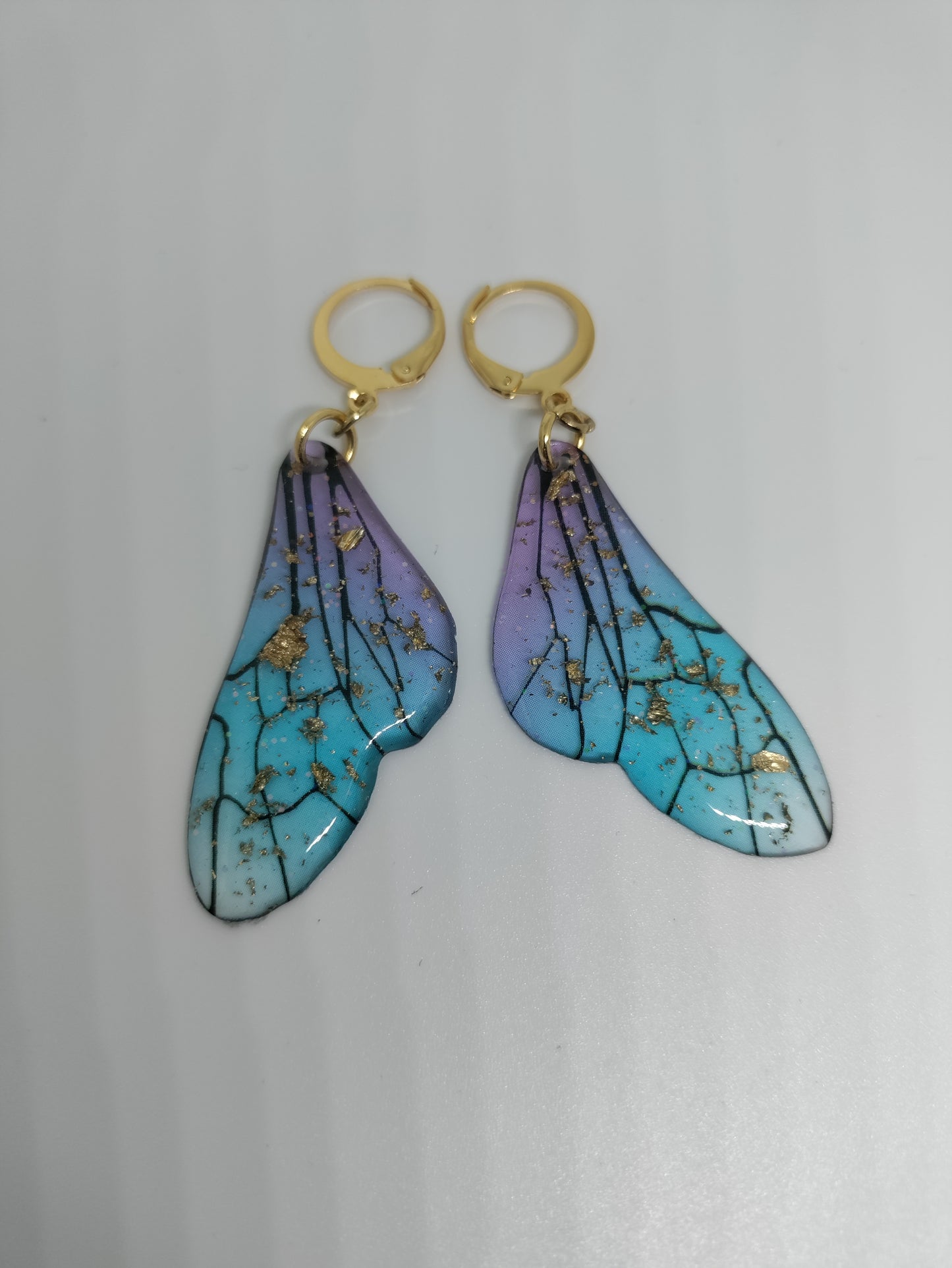 Boucles d'oreilles pendantes ailes de papillon colorées LEIA&CO