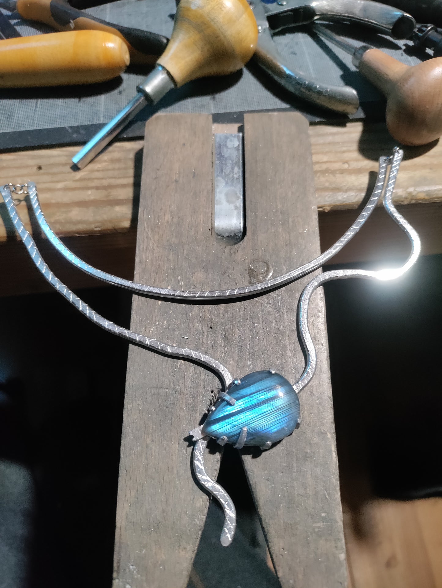 Collier parure Serpent Labradorite naturelle LEIA&CO