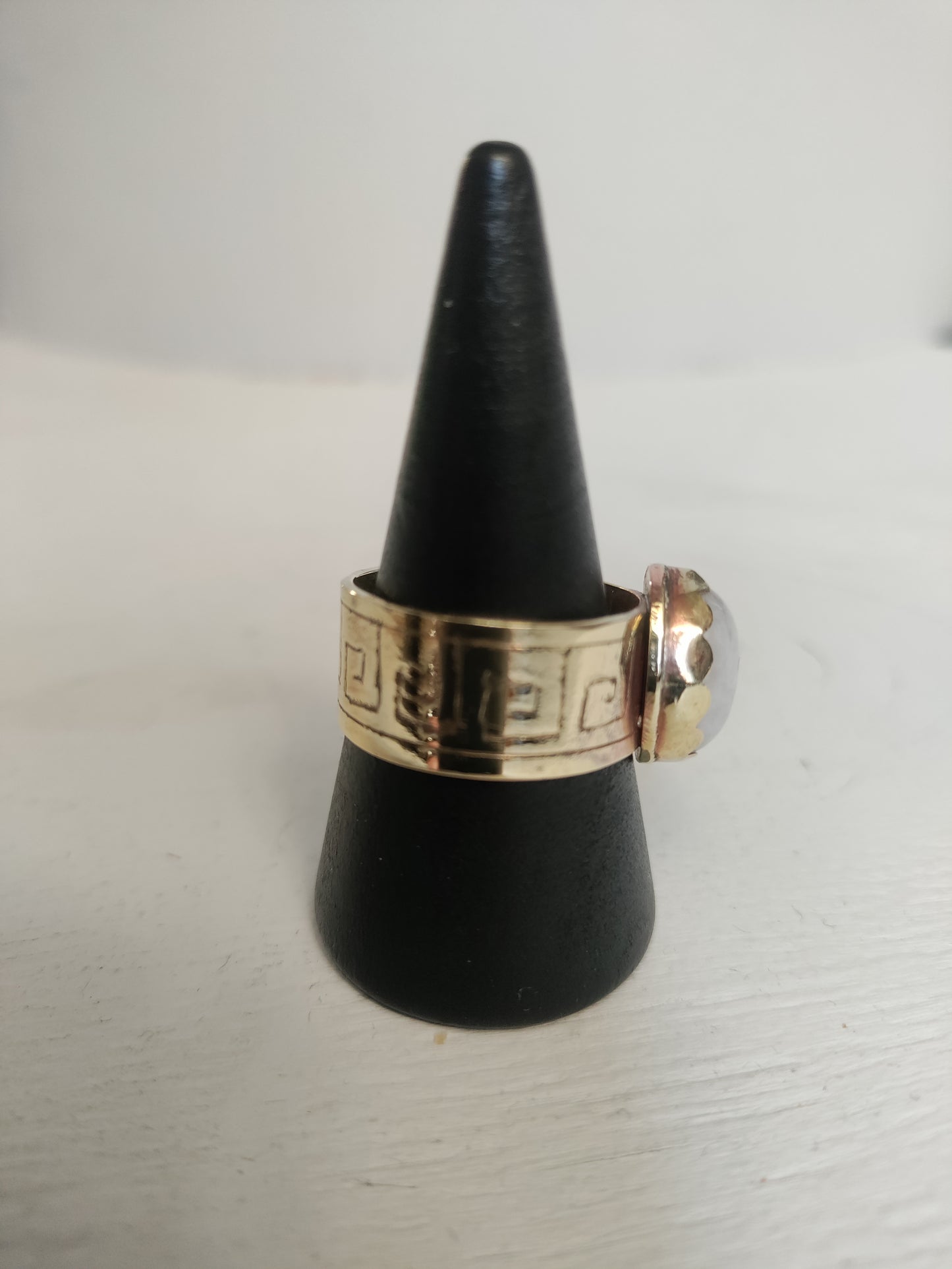 Bague Pandia motifs grecs en laiton doré et pierre de Lune LEIA&CO