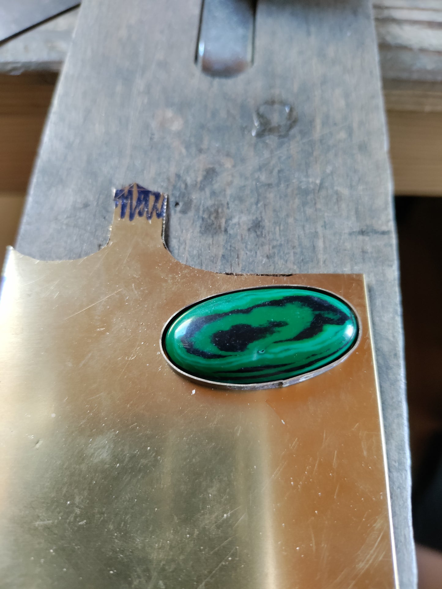 Barrette artisanale dorée avec malachite LEIA&CO