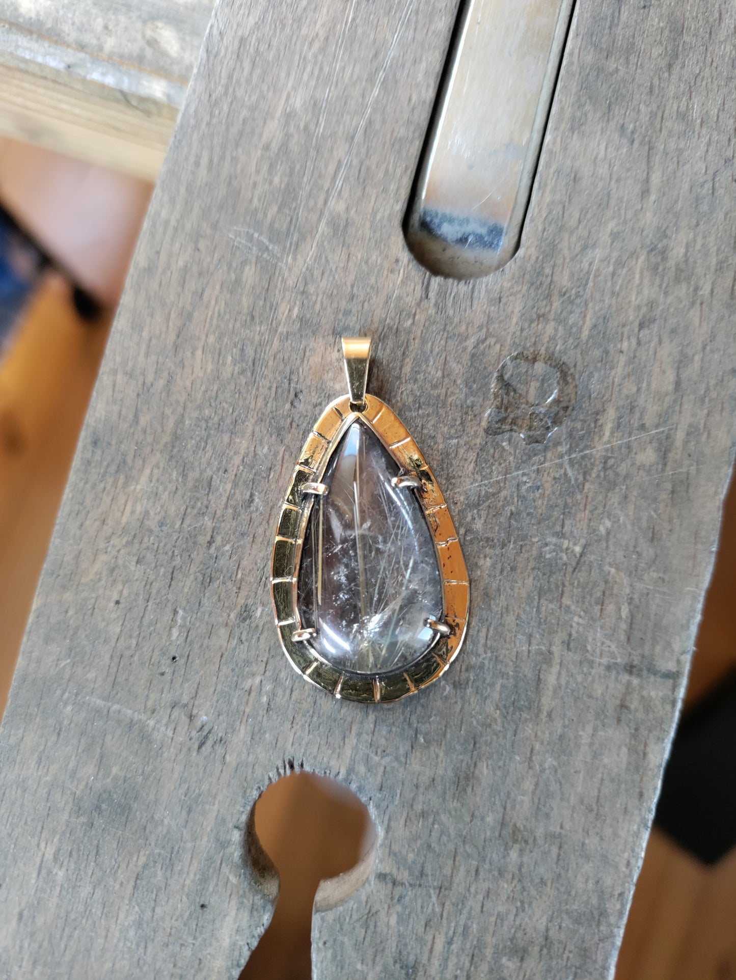 Golden rutilated quartz necklace LEIA&CO