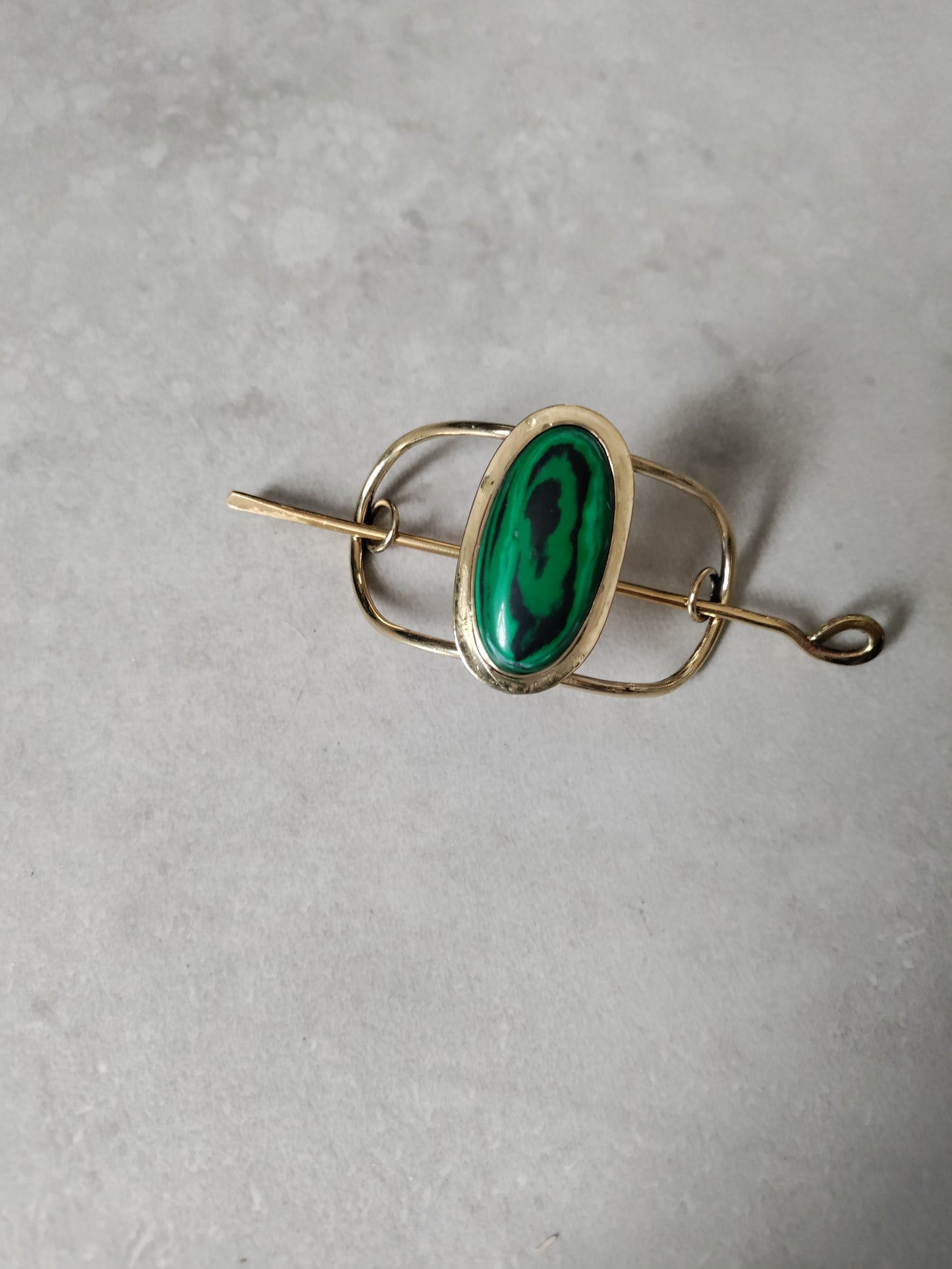 Barrette artisanale dorée avec malachite LEIA&CO