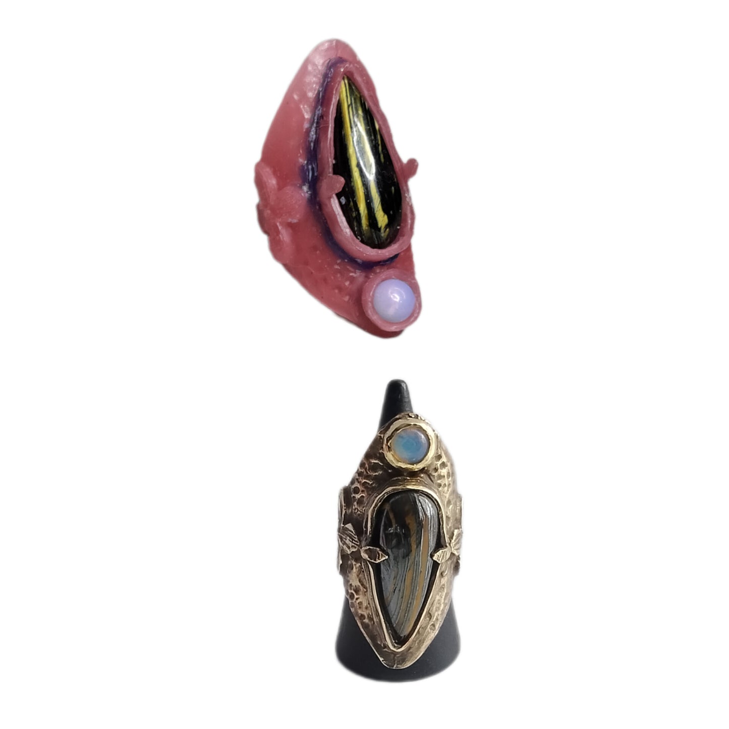 Bague massive antique avec tigre de fer et opalite LEIA&CO