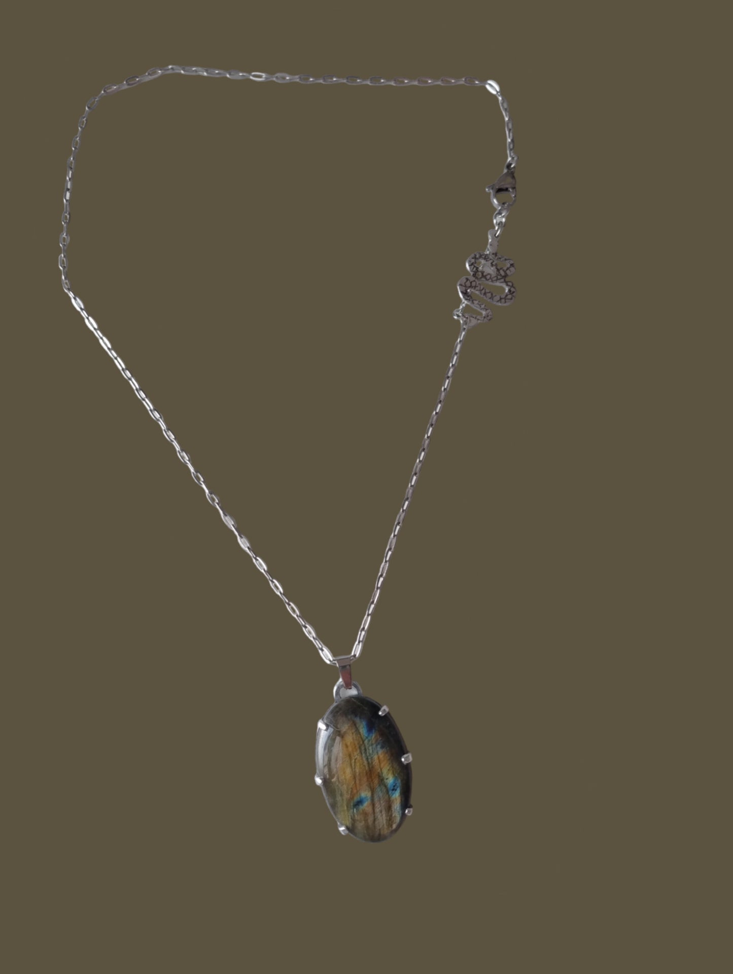 Collier serpent et Labradorite verte et marron LEIA&CO