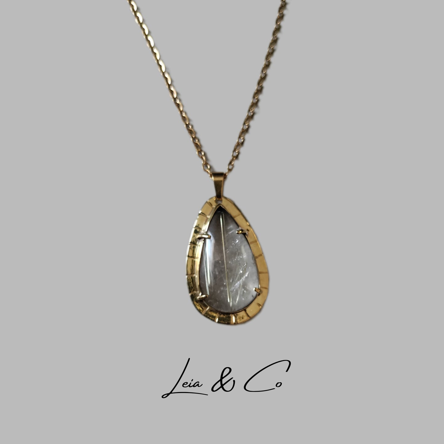 Golden rutilated quartz necklace LEIA&CO