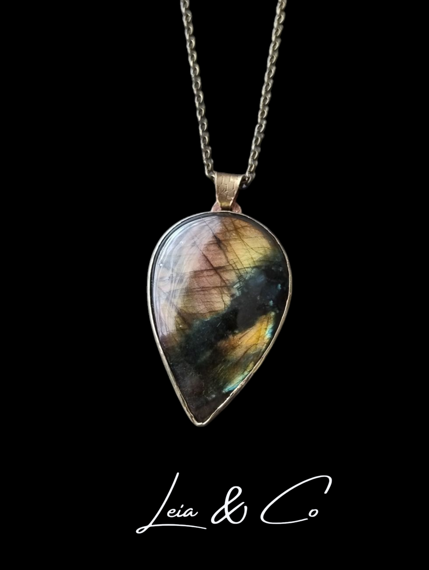 Collier serpent Labradorite violette, jaune et verte LEIA&CO