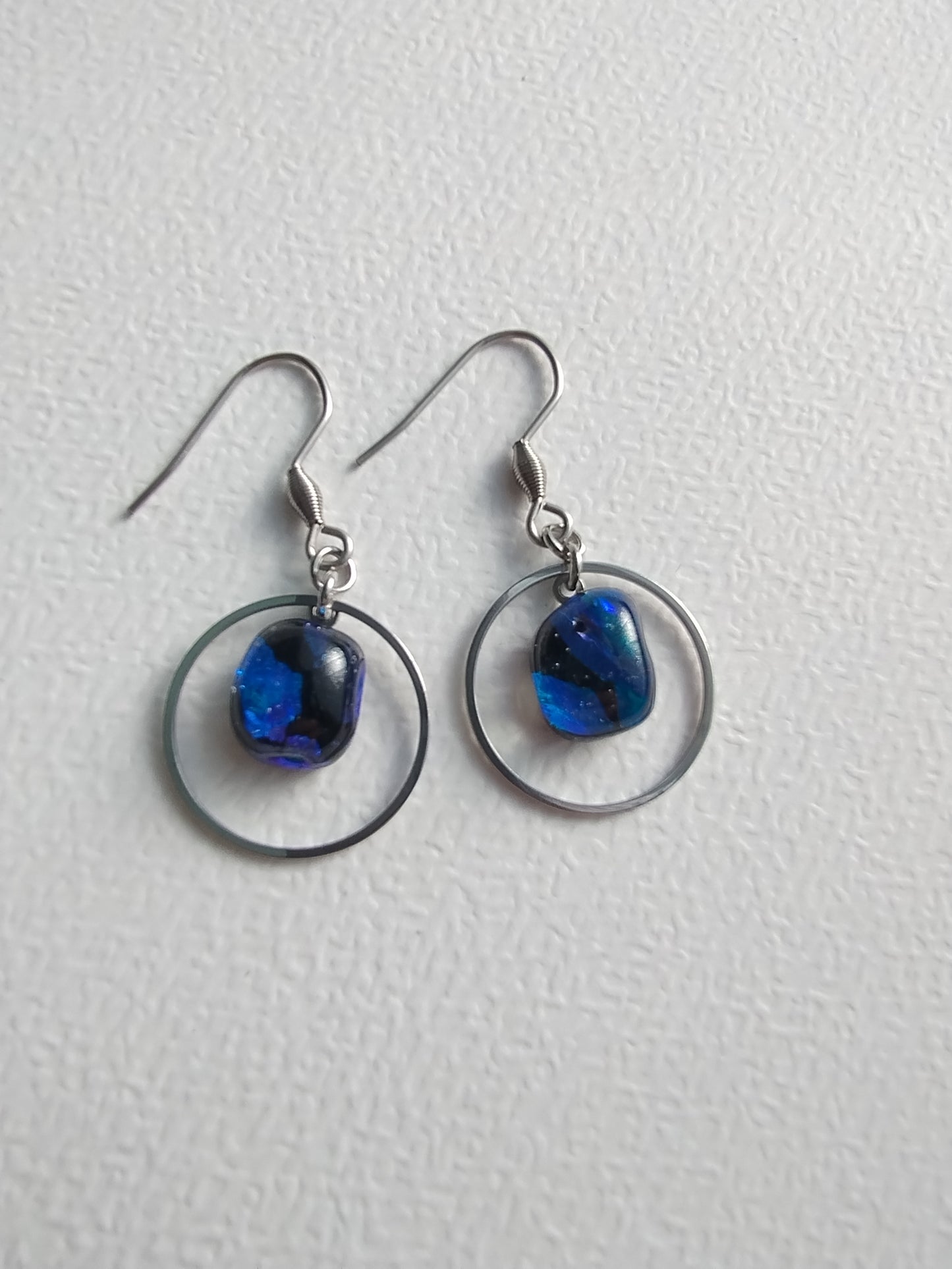 Geometric dangling earrings with multicolor blue dichroic glass LEIA&CO