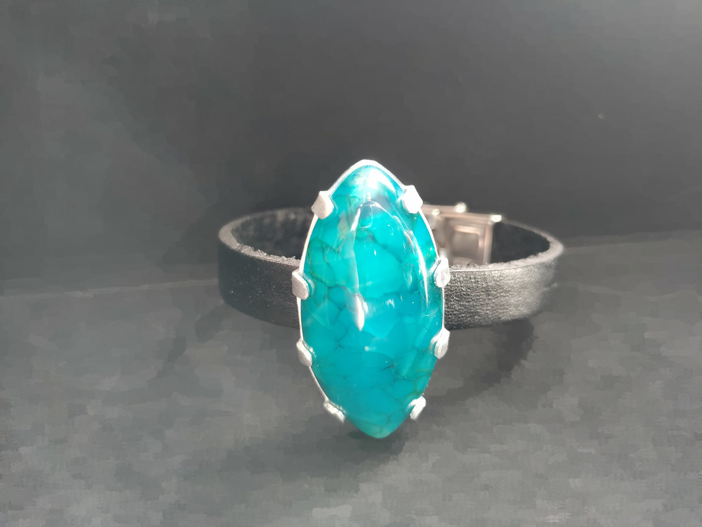 Leather and Blue dragon veins agate bracelet LEIA&CO