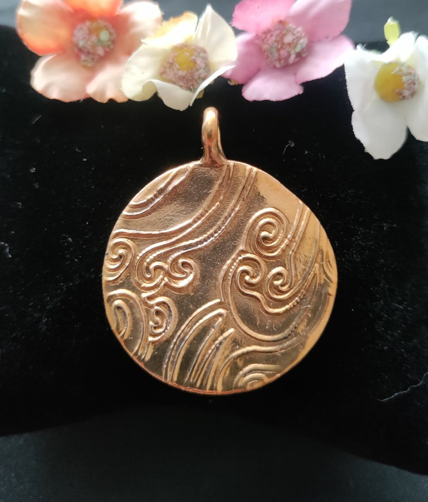 Pendentif en Bronze doré style japonais LEIA&CO
