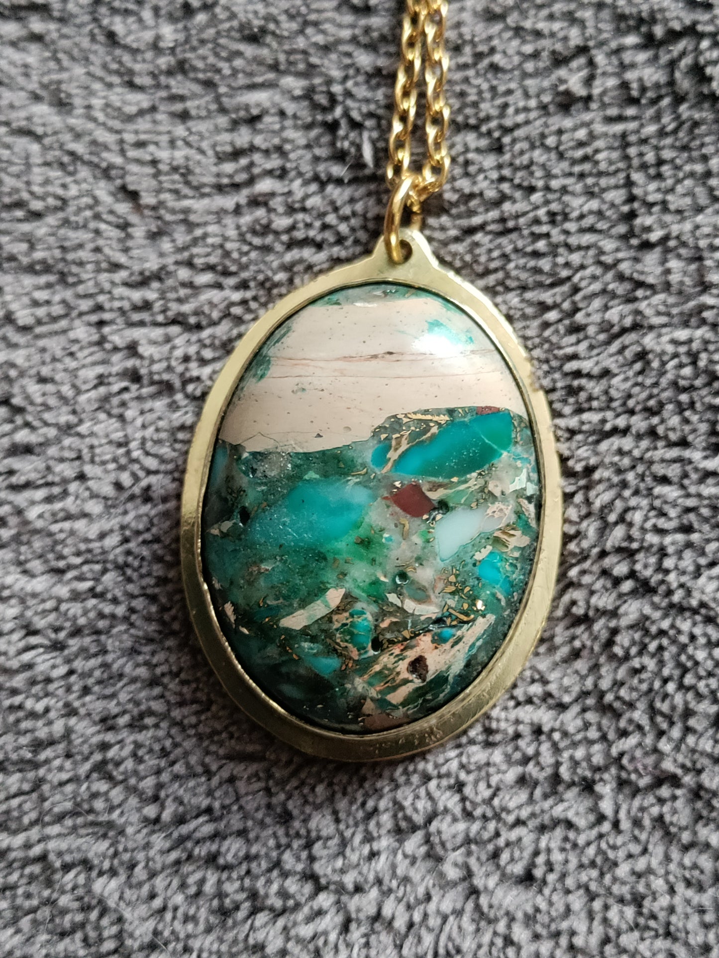 Pendentif doré et pierre de Jaspe turquoise et vert LEIA&CO