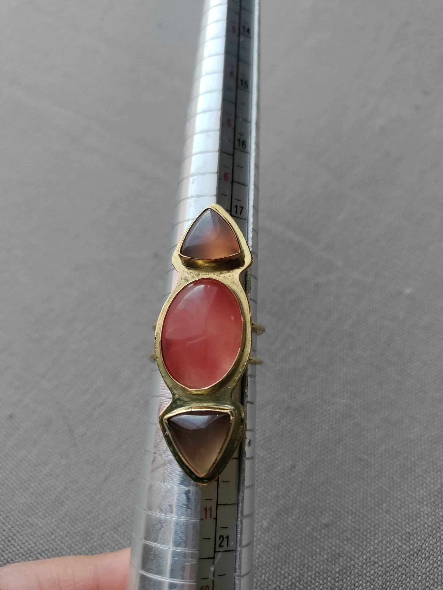 Bague longue dorée multi pierres roses LEIA&CO taille ajustable 59FR