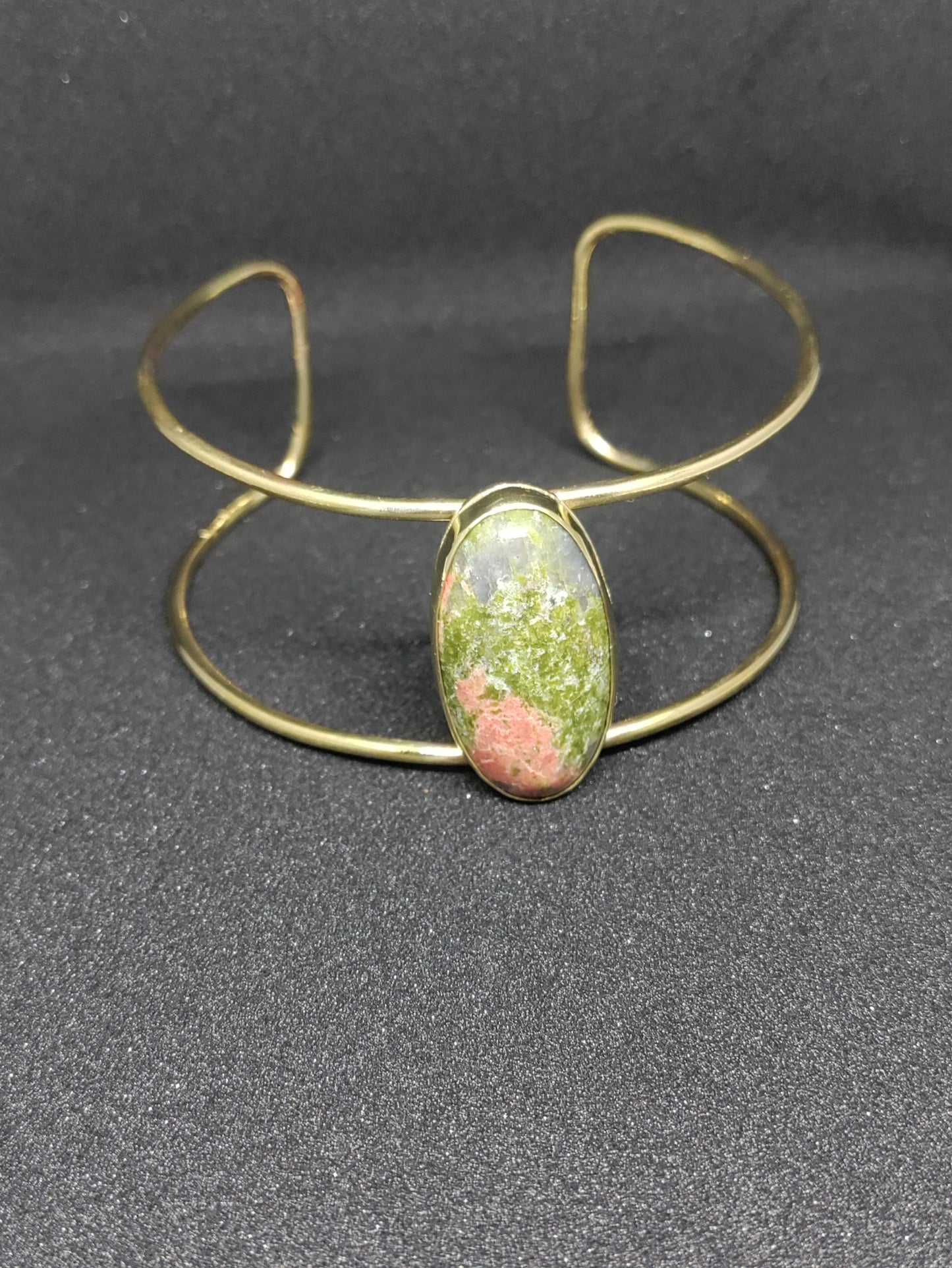 LEIA&CO pink and green indian agate golden cuff bracelet