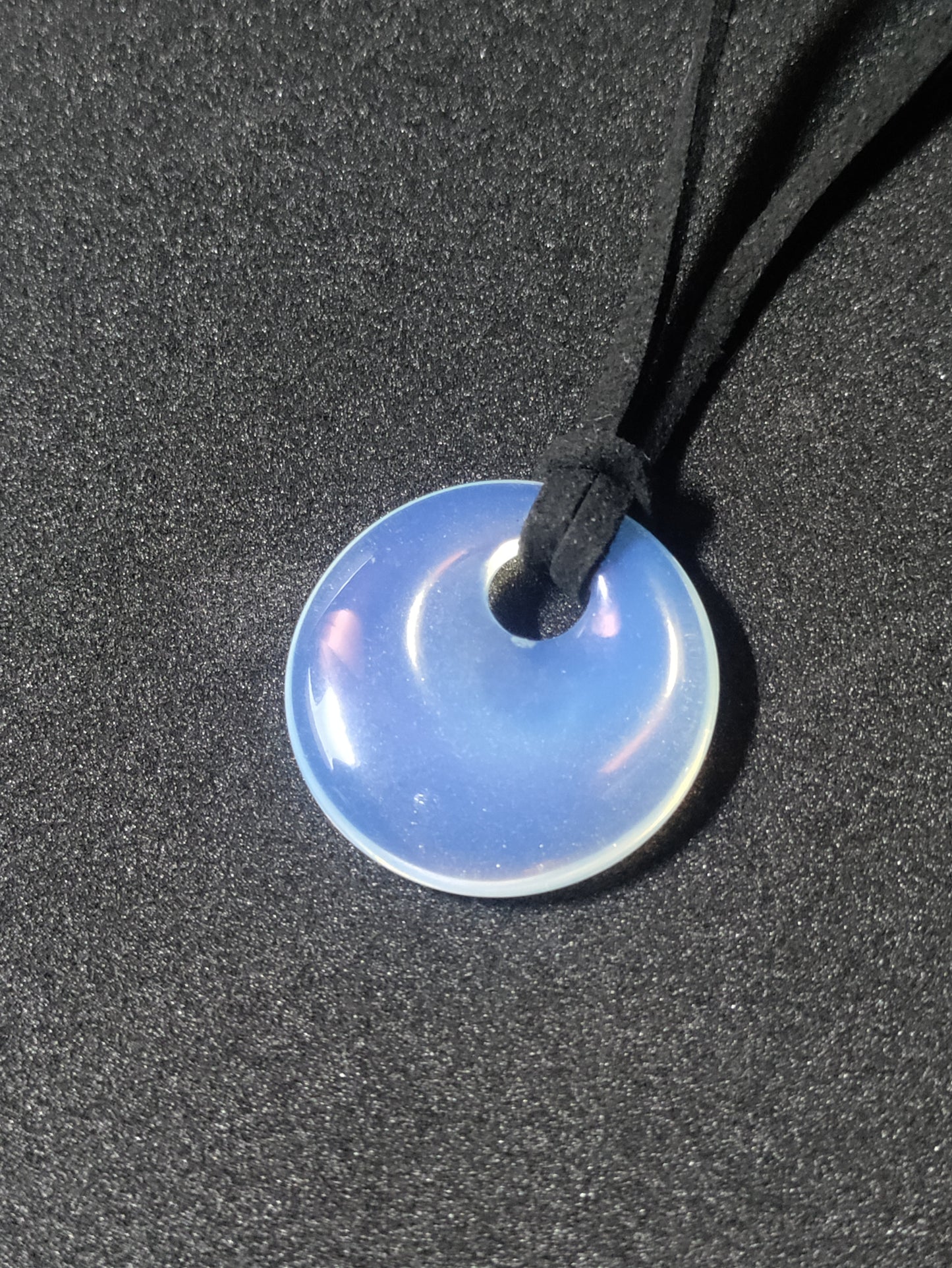 Collier avec pierre ronde Opalite LEIA&CO