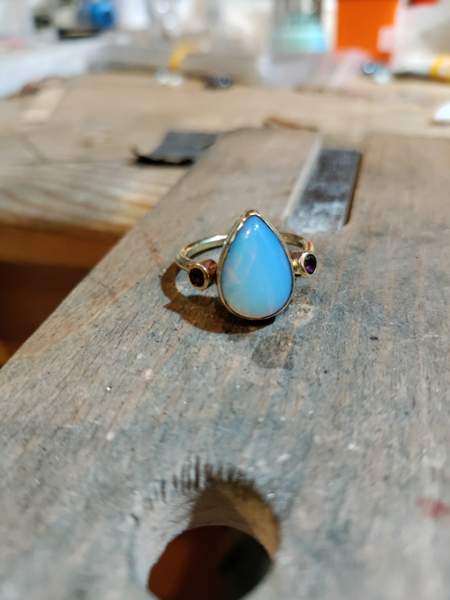 Bague dorée Opalite et rubis synthétiques LEIA&CO taille 7 3/4