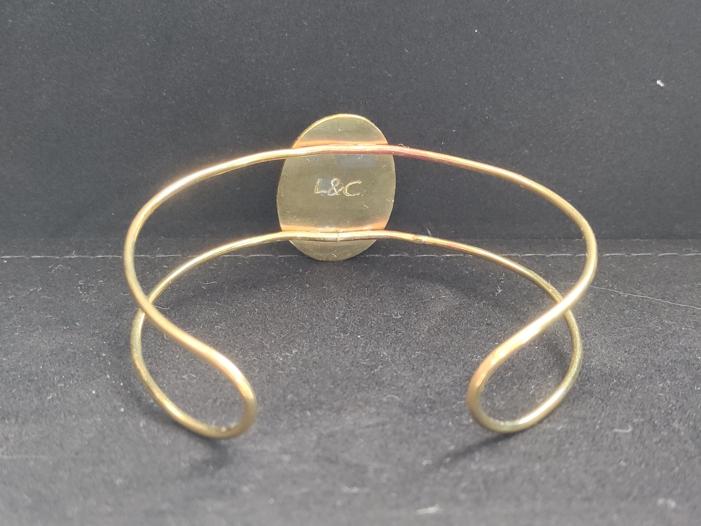 LEIA&CO Blue dragon veins agate golden cuff bracelet, size L