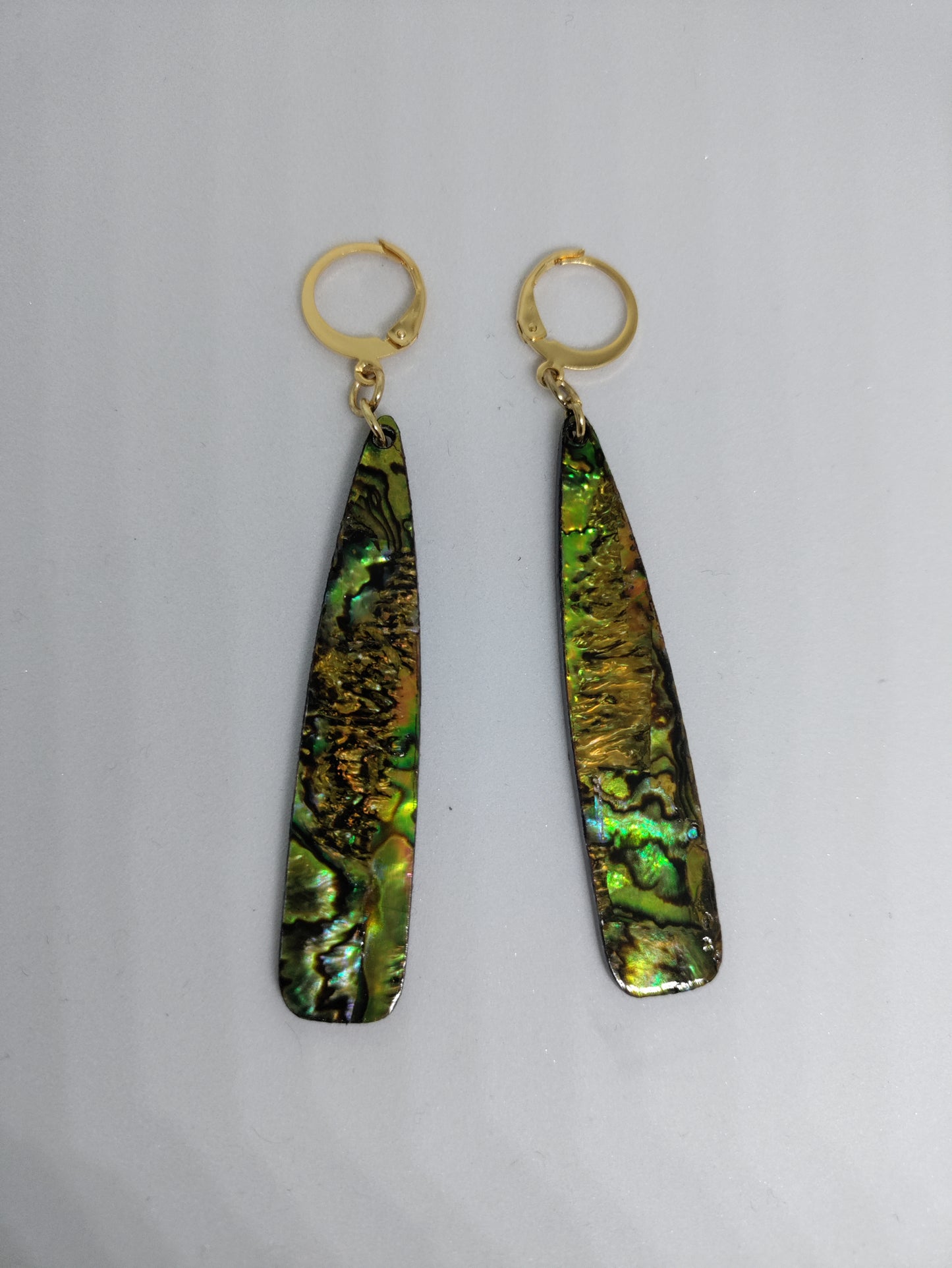 LEIA&CO long colored dangling drop earrings faux abalone shell