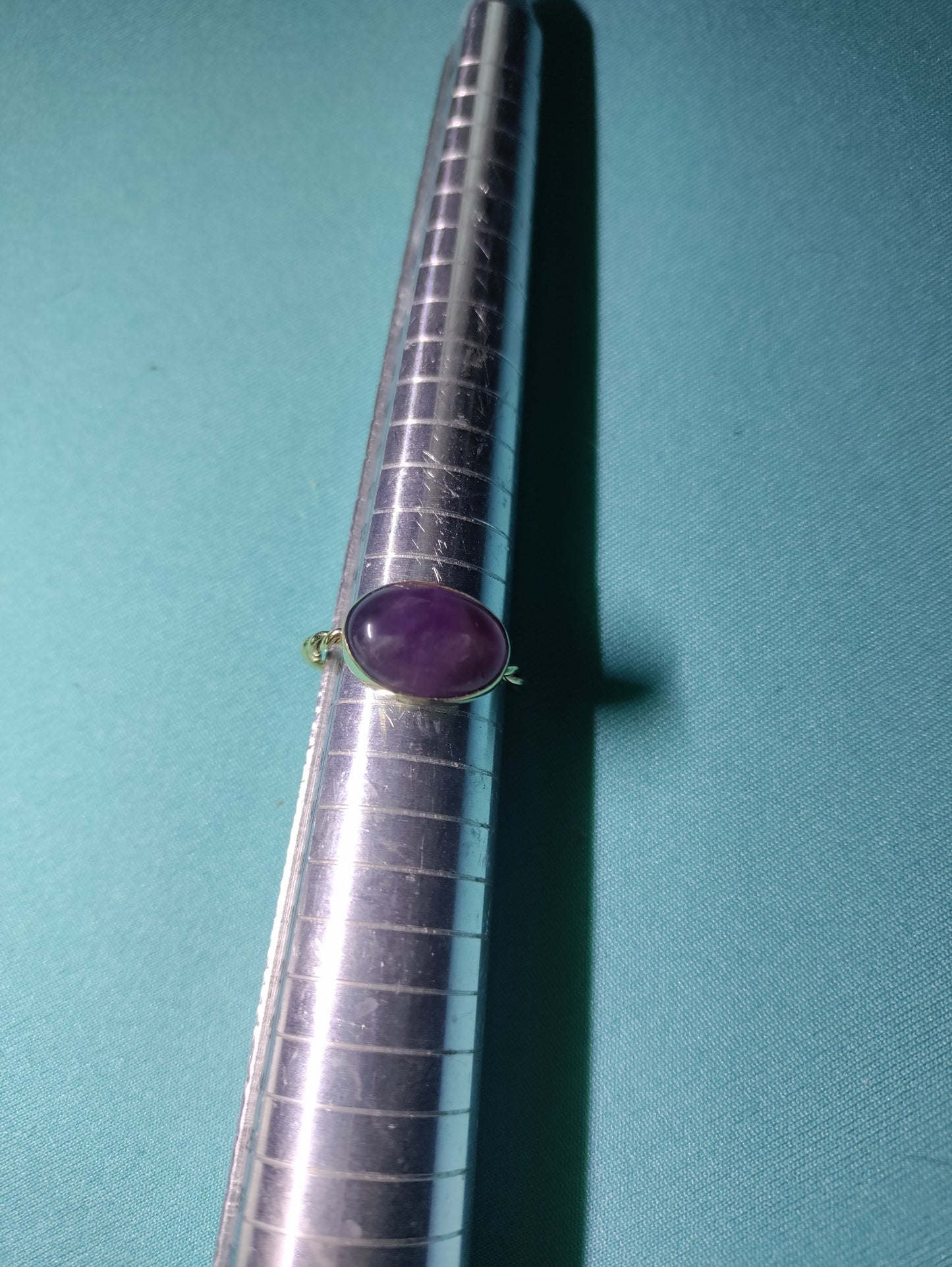 Bague en laiton doré torsadé et améthyste LEIA&CO taille 56