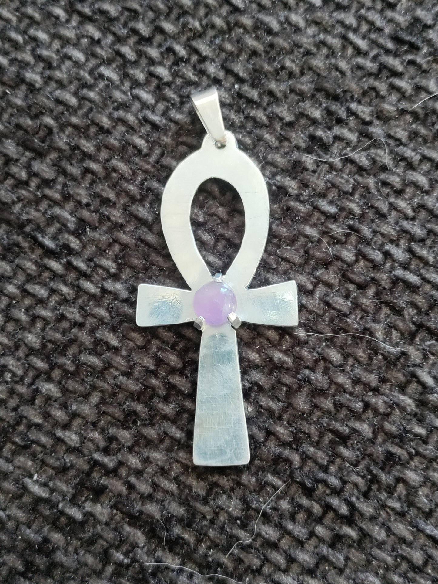 Pendentif croix de vie égyptienne Ankh argentée avec améthyste LEIA&CO