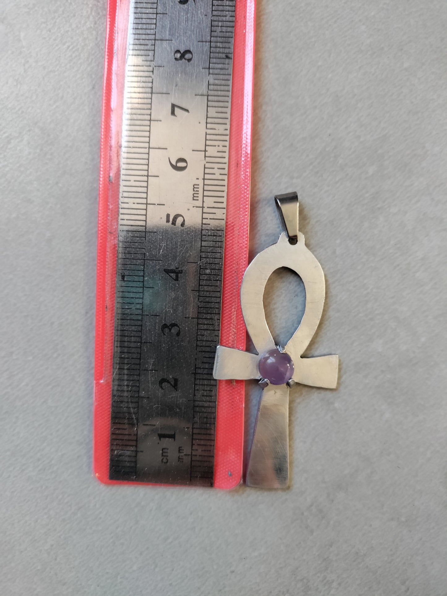 Pendentif croix de vie égyptienne Ankh argentée avec améthyste LEIA&CO