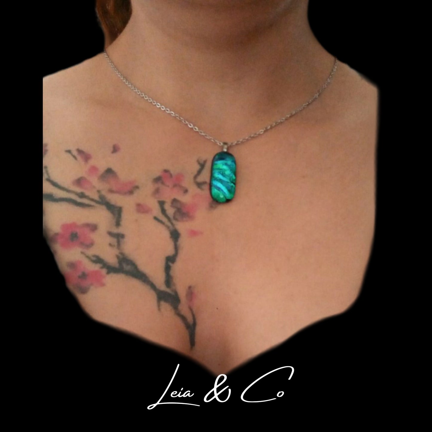 Pendentif en verre dichroïque bleu turquoise vert LEIA&CO
