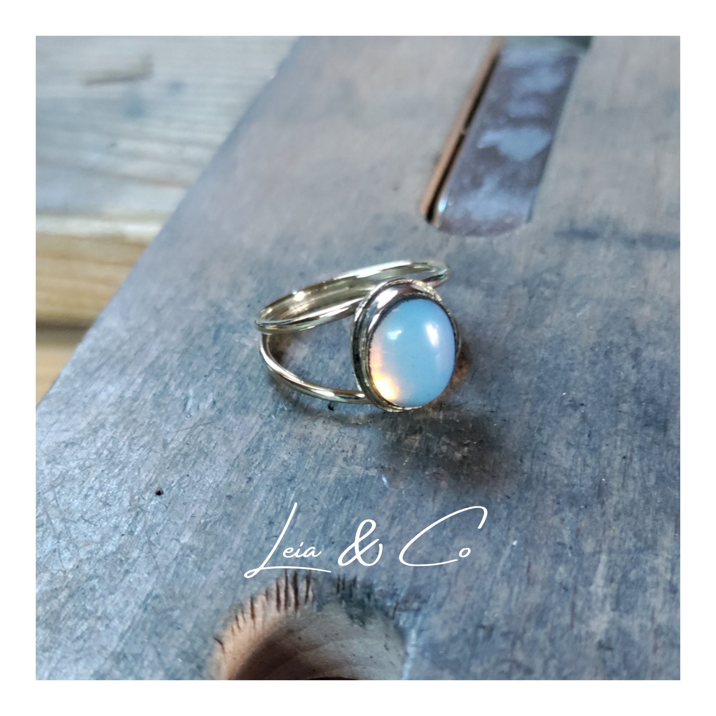 Bague anneau double en laiton avec pierre d'opalite LEIA&CO