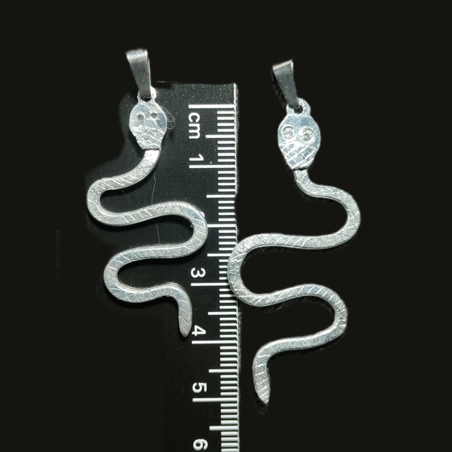 Pendentif serpent argenté LEIA&CO