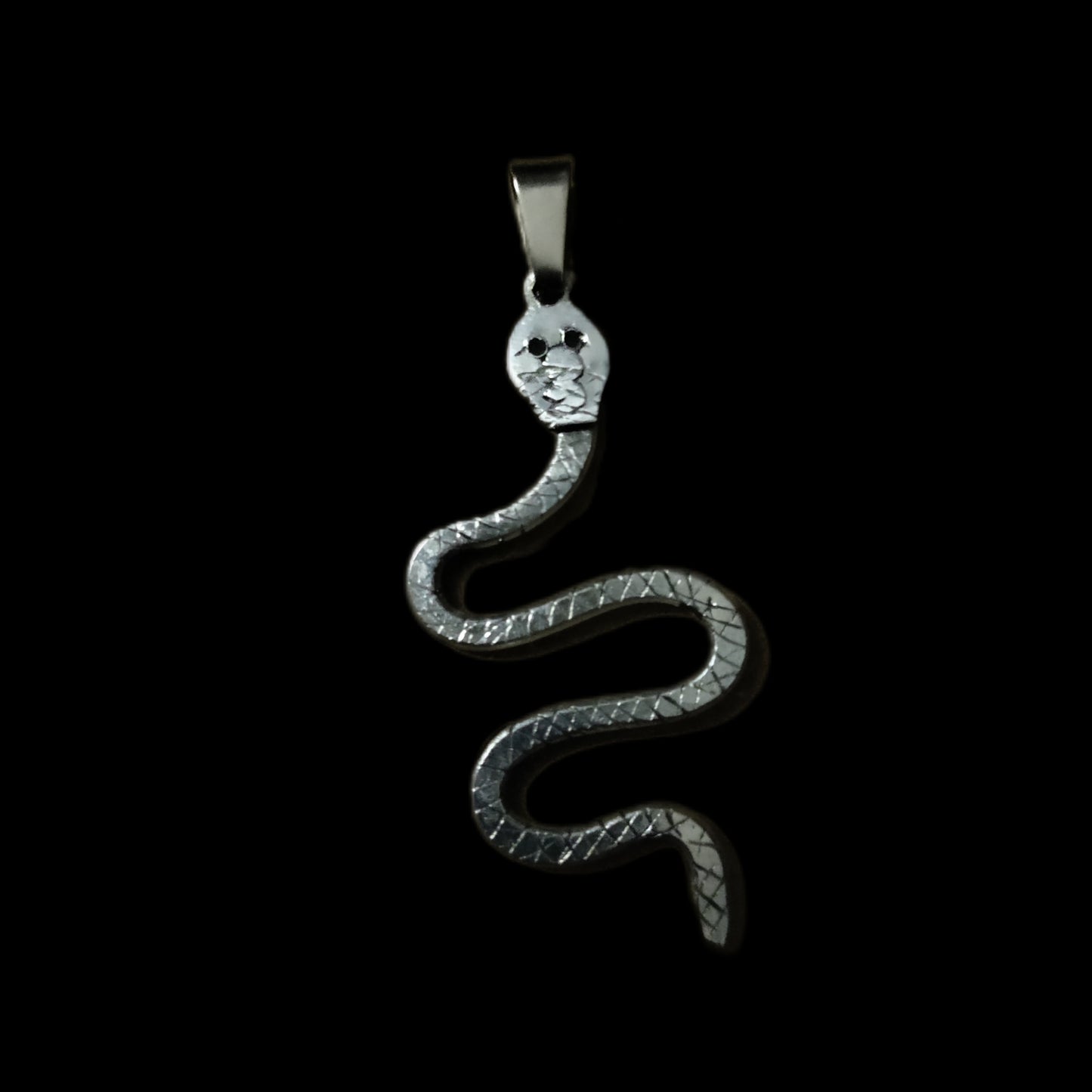 Pendentif serpent argenté LEIA&CO
