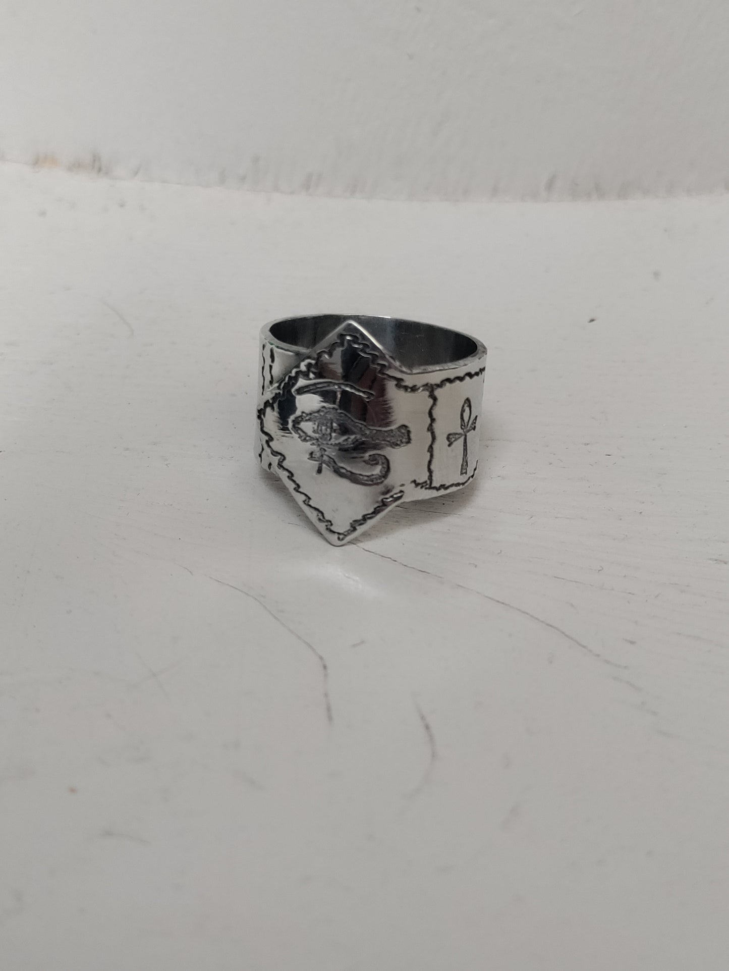 Adjustable silver-color ring with Egyptian symbols LEIA&CO