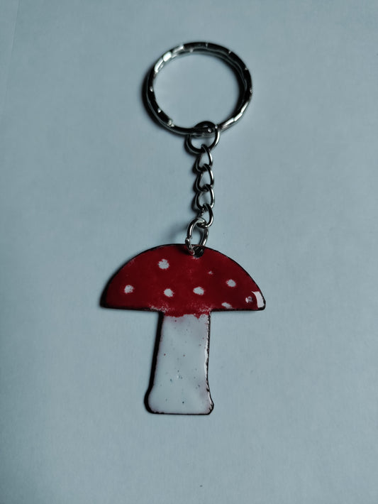 Enamelled red mushroom keychain LEIA&CO