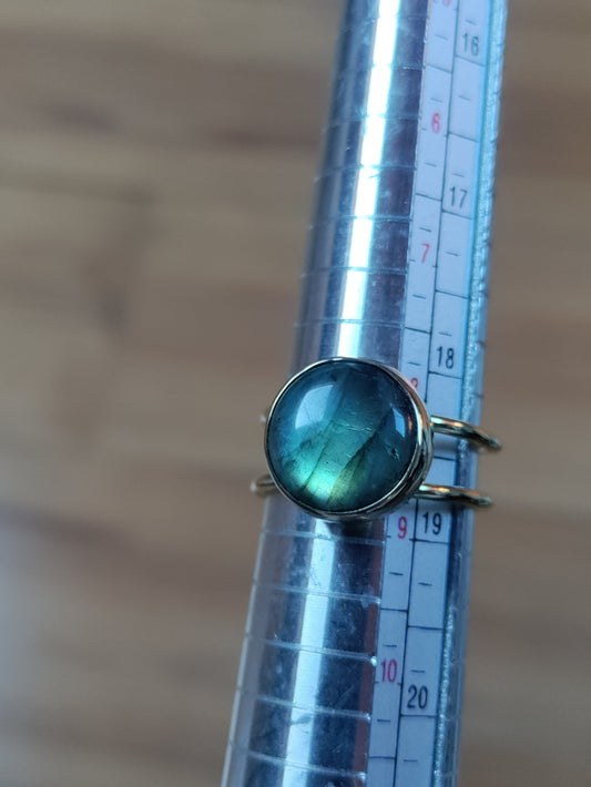 Personalized and tailor-made Labradorite ring