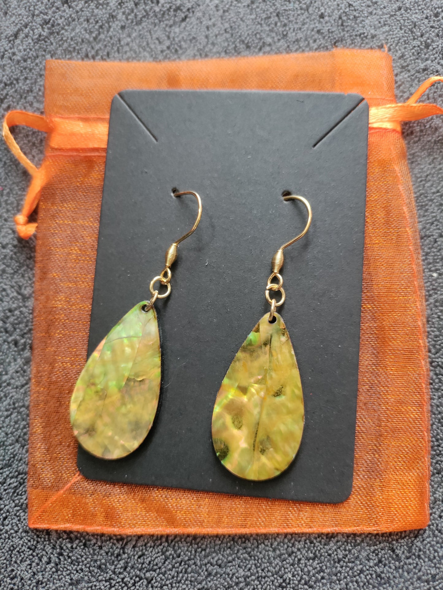 LEIA&CO colored dangling drop earrings faux abalone shell