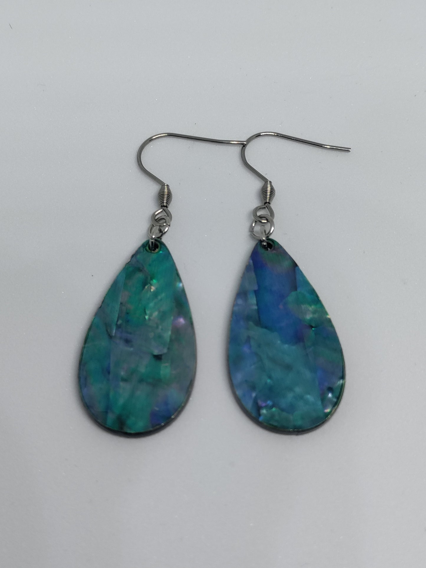 LEIA&CO colored dangling drop earrings faux abalone shell