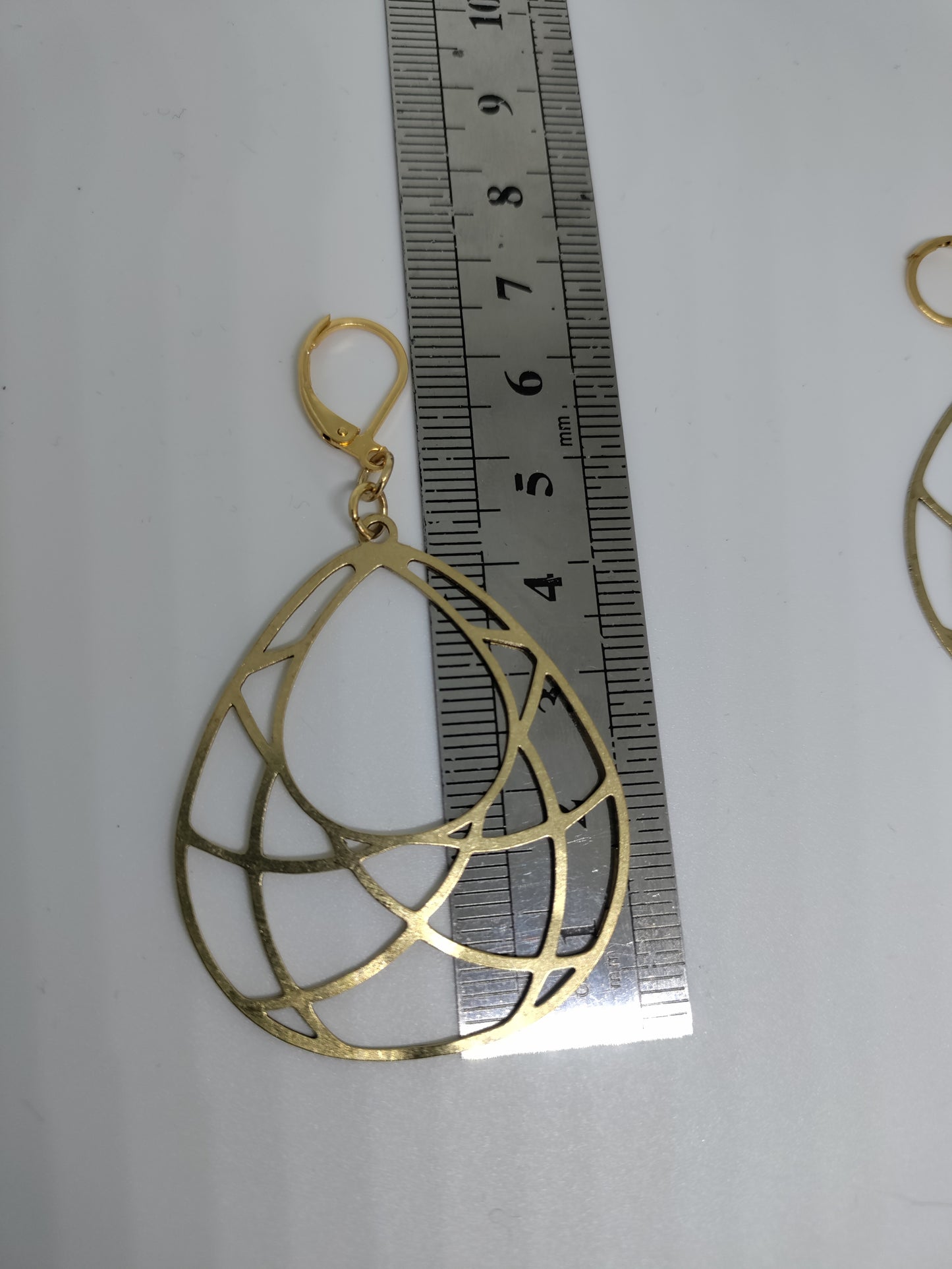 Golden geometrical Drop Earrings LEIA&CO