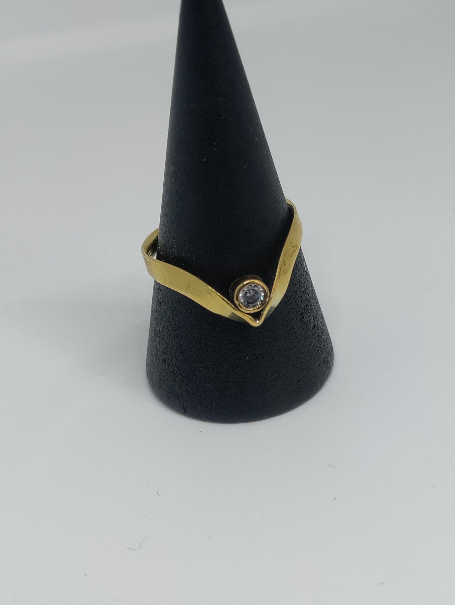 Golden brass wishbone ring LEIA&CO size 8